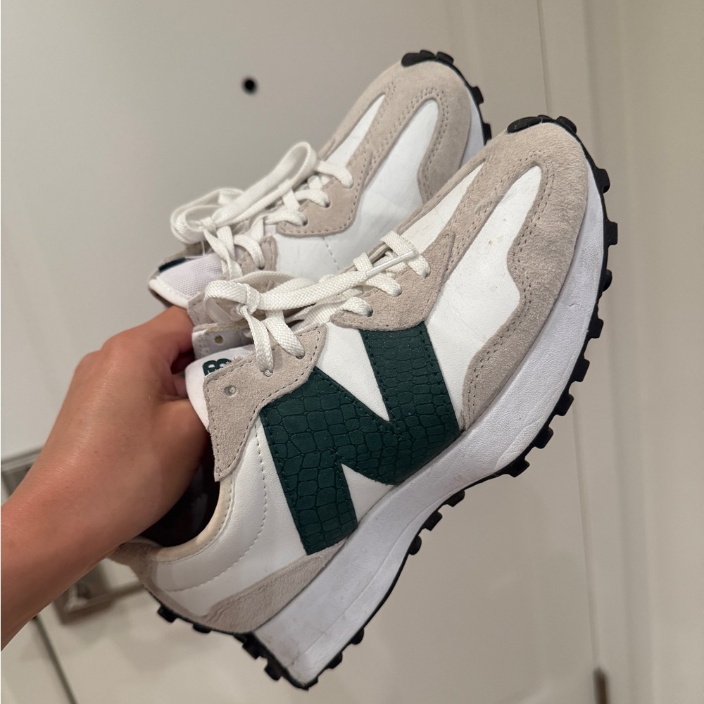 New balance 327 - Picture 2 of 3